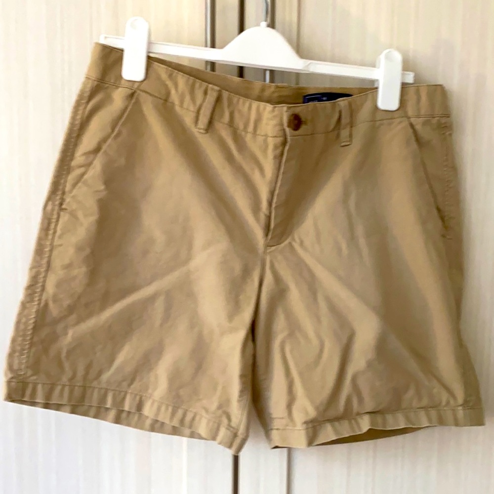 Size 10 Gap Chino Shorts